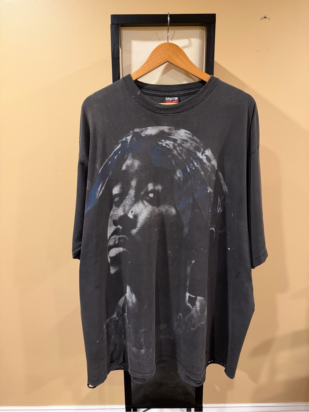 Vintage 90’s 2pac Big Bandana Face “Thug Life” Faded Rap T-Shirt